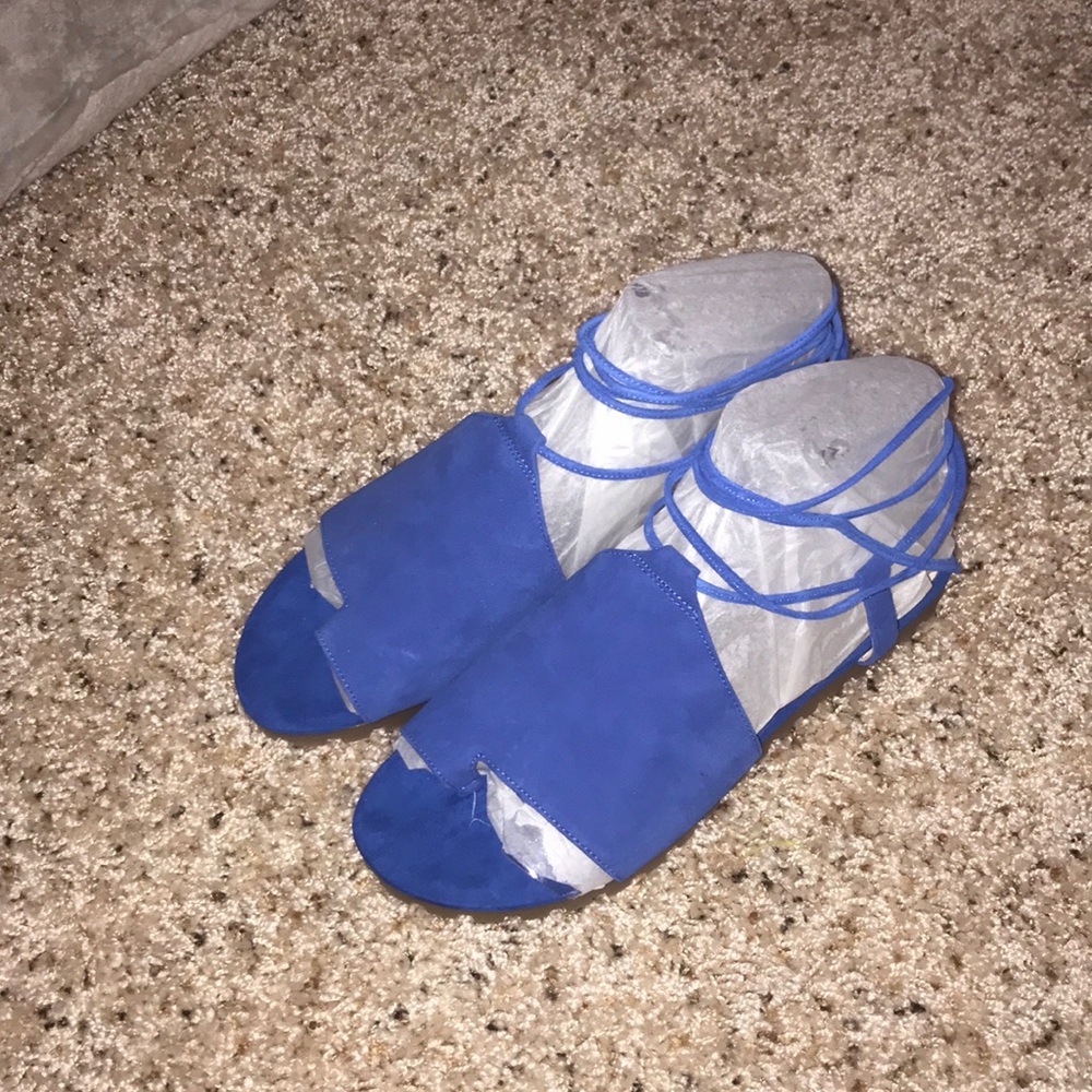 Nine West blue gladiators